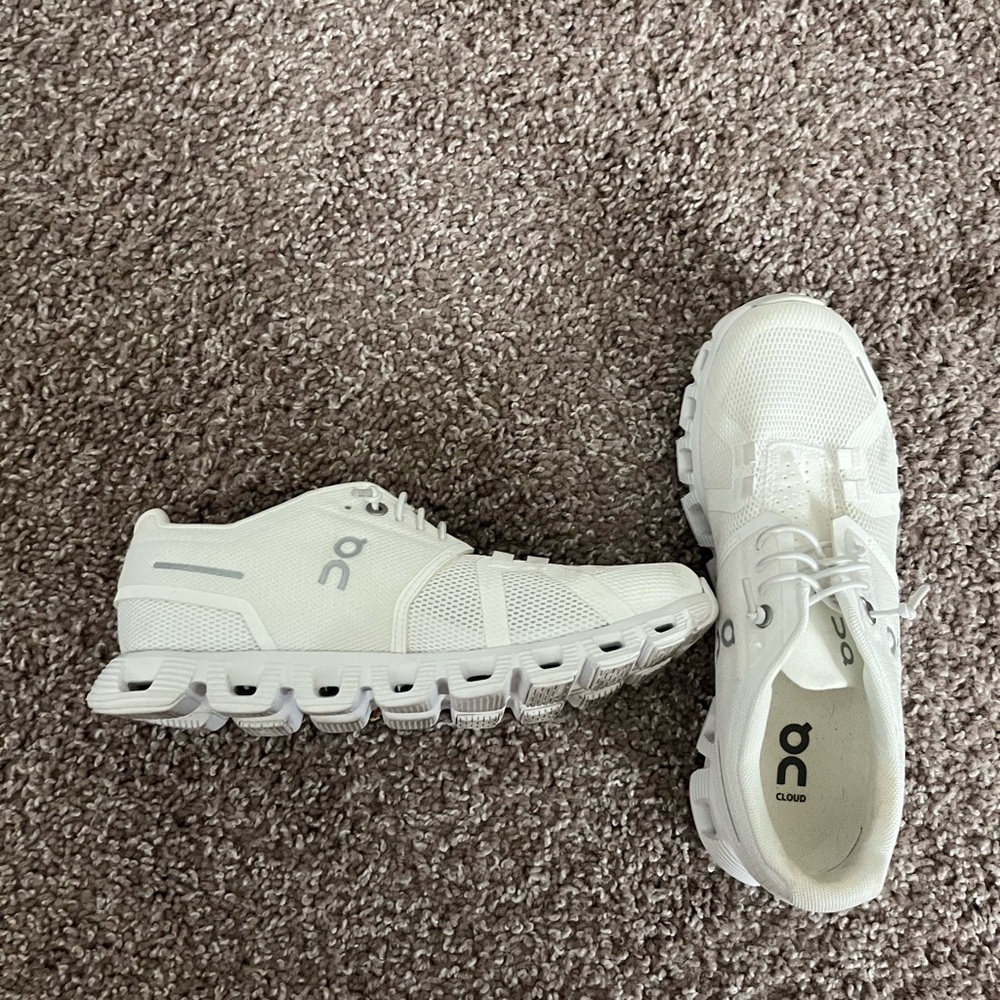 OnCloud Shoes White